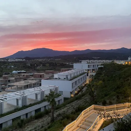 Oceana View Εστεπόνα